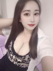 台风天巨乳少妇 