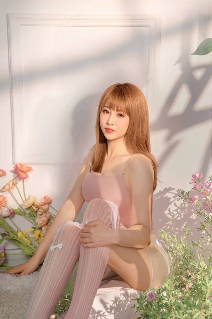 个人极品小姐姐