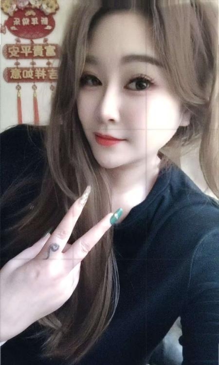 五里山天街大胸少妇