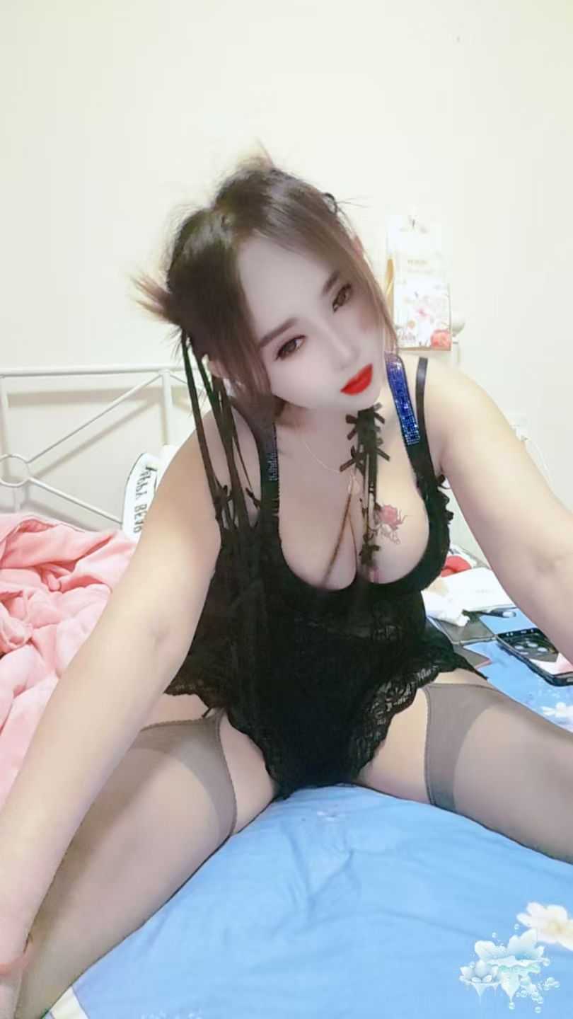 景芳大奶情趣熟女