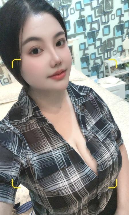 巨乳G罩杯奶昔