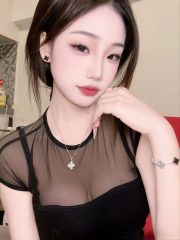 白云-08嫩妹潮喷水骚纯欲圣体-小骚